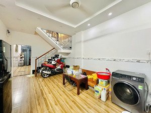 cơ hội bán nhà 2 tầng kế cmt8 - 51 m2 - 3.6 x 14m - hẻm xe hơi - sát mặt tiền đường - 6.6 tỷ