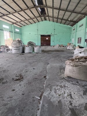 cho thuê nhà xưởnng nguyễn thị lắng tân phú trung củ chi, dt 2000m2, giá 35tr/tháng