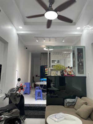 chính chủ cần bán nhà hẻm đường lâm văn bền phường tân kiểng quận 7