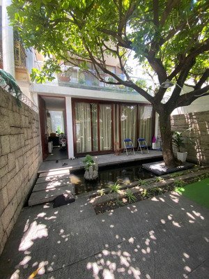 chủ gửi bán nhà đẹp 3 tầng phường tăng nhơn phú a, quận 9, hẻm xe hơi, sân trước rộng, thoáng mát