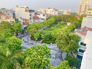 ô tô tránh, kinh doanh, thang máy, full n thất, phố trạm, dt 105 m, 7 t, mt 5.4 m, giá 26 tỷ 5