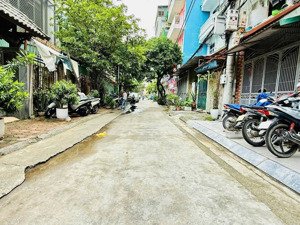 70m2 chỉ 16, x tỷ - phân lô - ô tô tránh - vỉa hè - kinh doanh - 2 thoáng - gần big c hà đông