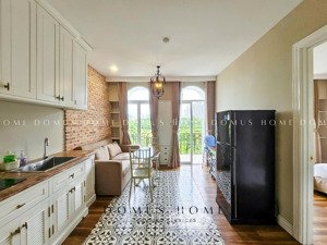 căn hộ đầy đủ nội thất hiện đại - cửa sổ/ban công gần pmh, secc, kcx, pmh tower, rmit, tdt q7