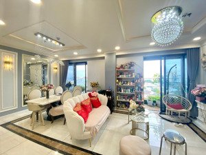 cần cho thuê gấp chcc the harmona trương công định dt 100m2,3pn, 2wc giá 15 triệu lh : 