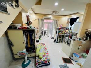 Nhà Trệt Lầu 51m đường Nguyễn Hữu Cảnh giao Điện Biên Phủ, SHHC 6,5 tỷ