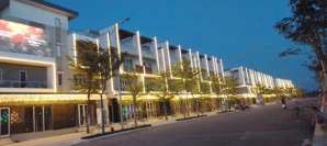 nhà phố 3 tầng ngay tttp chỉ 5,4 tỷ, nhận nhà ngay