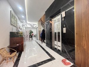 mặt phố cổ linh ô tô tránh thang máy gara kinh doanh đỉnh chỉ 15 tỷ! diện tích 68m