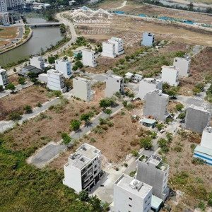 chủ gửi em nhi lô đất sạch đẹp khu nam rạch chiếc 30ha - dt: 5mx16m(80m2) - giá: 11.5 tỷ - sổ hồng