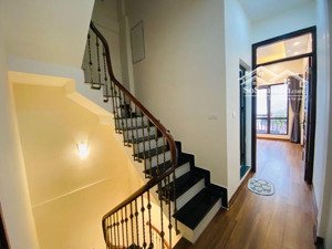 bán nhà đẹp riêng gần 100m2 lô góc ba đình giá mới 25.95 tỷ chủ cần bán gấp