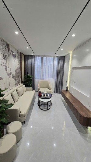 nhà siêu đẹp giá rẻ chủ cần bán gấp 30m2 5 tầng thang máy phun nôi thất cao cấp, gia chỉ 7.79 tỷ