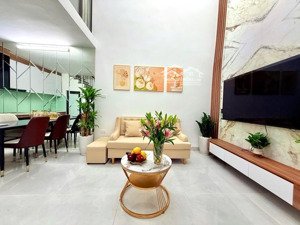 nhà mới đẹp full nội thất về ở ngay phố thái thịnh, đống đa(28m2*4t), 3 phòng ngủ, chỉ hơn 5 tỷ