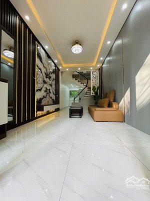 nhà phố trần nguyên hãn ngõ to kinh doanh tốt