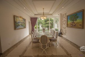 biệt thự đẹp đà lạt trung tâm đinh tiên hoàng phường 2 cực kỳ cao cấp.