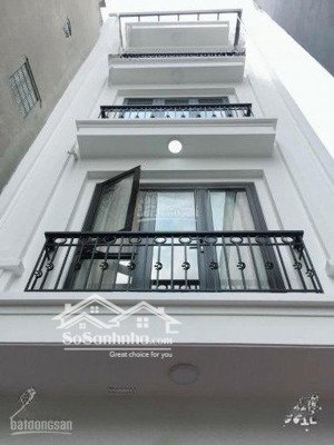 cần cho thuê gấp nhà phân lô giảng võ, dt 65m2 x 4 tầng, mặt tiền 5m, ô tô đỗ cửa. gía 19tr/th