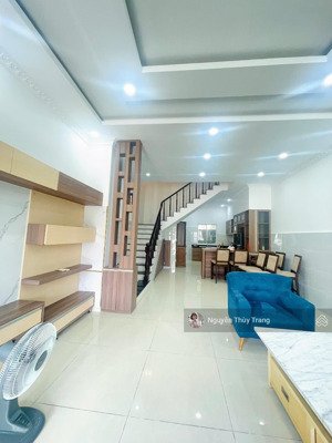 cần cho thuê biệt thự liền kề oasis thuận an. 4pn 4 tolet giá chỉ 18tr nhà đẹp như hình
