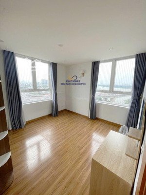 bán căn góc 3 phòng ngủ rộng + 1 phòng đa năng 93m2 view cực thoáng chung cư udic