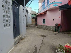 bán gấp 3 căn nhà đang cho thuê thủ nhập cao