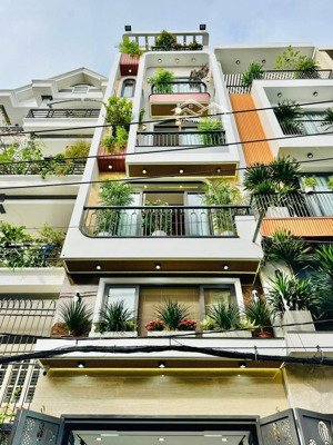 chủ nhà cần bán gấp nhà lê văn sỹ, quận 3, dt 60m2, giá 4,5 tỷ, shr, đang cho thuê 30tr/tháng