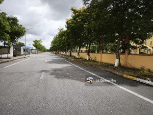 đất công nghiệp quảng ninh tiếp nhận đa ngành nghề :
liên kết chuỗi ngành nghề như : tái chế nhựa ,