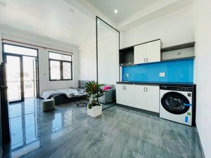 giá 6.9tr - mặt tiền nguyễn xí, tách bếp, full nội thất, cửa sổ thoáng