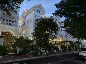 cần bán căn nhà góc 2 mặt khu cityland garden emart, phường 5, gò vấp dt: 14 x 20m