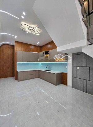 bán nhà mặt tiền nội bộ lê thanh nghị, 68m2, 3 tầng, 3pn, lộ giới 8m. lh: 