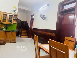 bán nhà 3 tầng gần biển, mặt đường phạm ngọc thạch, vĩnh hải, nha trang, khánh hòa