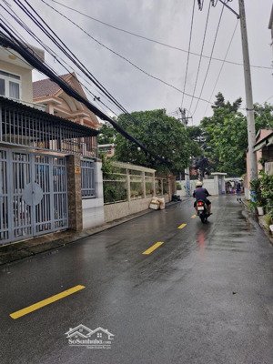bán nhà mới vào ở ngay mặt tiền phường thạnh mỹ lợi. 44m2 giá chỉ 5 tỷ
