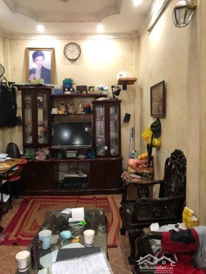 nhà đẹp trung tâm đống đa ngõ nông gần phố gần trường chợ cách ô tô trá