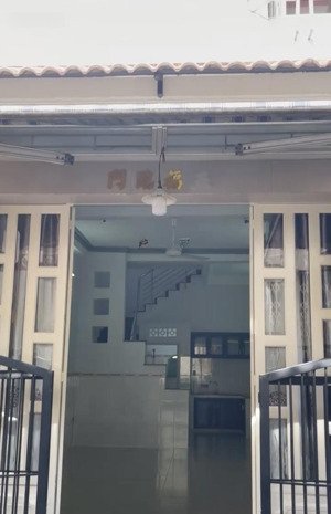 cho thuê nhà nguyên căn quận 6 gần chợ lớn, bệnh viện chợ rẫy hẻm xe tải vào tận nơi