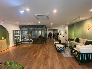 cho thuê mặt bằng phố bùi thị xuân 200m2 40tr cực đẹp lh 096 699 176