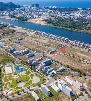 bán cặp đất đẹp kđt phú mỹ an 10x21m đường vùng trung 18 sát sông và đối diện dãy biệt thự song hào