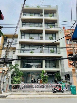 cần bán gấp tòa chdv mặt tiền lâm văn bền. dt: 8 x 30m. hầm 7 tầng. hđt: 250tr/th. giá 63 tỷ tl