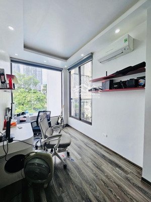 bán nhà phố lò đúc - q. hbt - nhà đẹp - 2 mặt thoáng - 1 bước ra phố - 18m2 - 5 tầng -4.4 tỷ