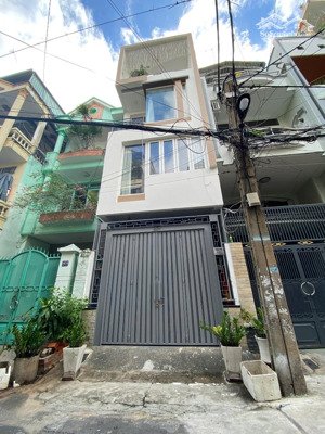 bán căn nhà mới 3 tầng sẫn sàng về ở ngay tân bình bầu cát giá 13 tỷ tl, 64 m2.khu vực dân trícần