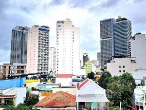 bán nhà siêu đẹp 6 tầng mặt tiền bạch đằng nha trang - khu phố hàn sầm uất, giá 30 tỷ