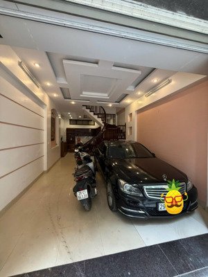 nhà quan thổ 1, 2 ô tô tránh nhau thoải mái. diện tích 55.3m2, mặt tiền 5.5m. ô tô ngủ trong nhà