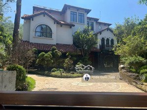 bán căn biệt thự đơn lập dãy bt3 diện tích 350m2 giá tốt nhất thị trường