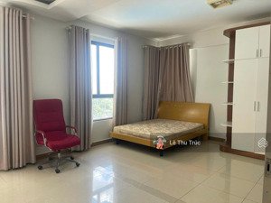 cho thuê căn hộ eratown. dt 97m, 3pn, 2wc, nhà trống. giá 10 triệu