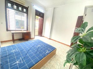 cho thuê phòng trọ gần hồ tùng mậu, mai dịch, cầu giấy. thương mại, quốc gia