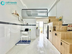 phòng rộng 35m2 gần khu công nghệ cao