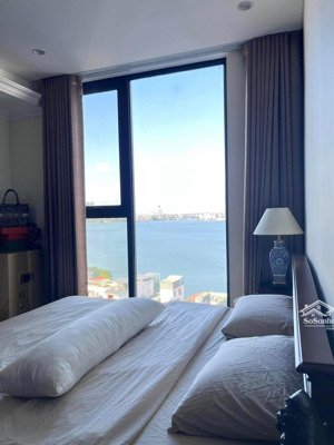bán gấp ch cao cấp sun grand city - 69b thụy khuê, 90m2, 2pn, tầng cao, view hồ tây lh: 