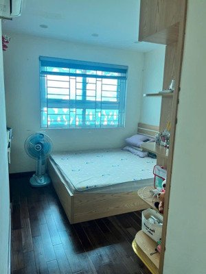 cần bán gấp chuyển nhà cho con mipec m1 kiến hưng 2 ngủ, 2 wc giá 3ty