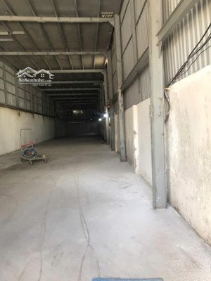 cho thuê xưởng một sẹc đường võ văn vân. gần ngã năm nguyễn thị tú. xưởng kiên cố, có gác làm cchắn