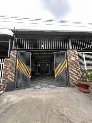 chủ cắt lỗ 300 triệu. bán nhanh trong tuần nhà gần chợ bà lát 5x20m shr