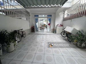 bán nhà 1 trệt 2 lầu đường nội bộ hoàng văn thụ, p. 7, vũng tàu. giá 13 tỷ