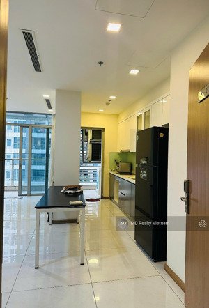 cần bán căn hộ cao cấp vinhomes central park tòa park 2