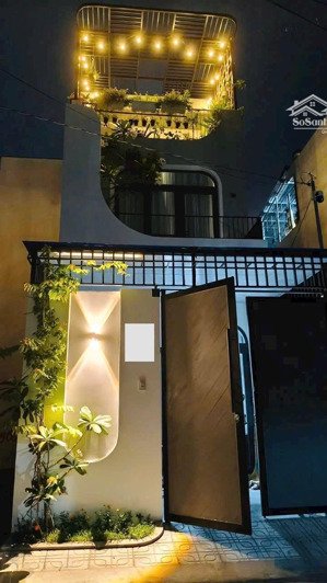 chính chủ cần bán căn nhà tâm huyết - nhà đẹp ở ngay gần đại học fpt-khu công nghệ cao.