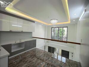 Bán nhà mặt phố Đồng Cổ 54m2 nhà đẹp vỉa hè rộng thang máy 23 tỷ