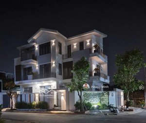 vị trí vip biệt thự ngay mt đinh tiên hoàng_quận 1 ( 13 x 15m ) 3 tầng+ sân vườn_chỉ 50 tỷ